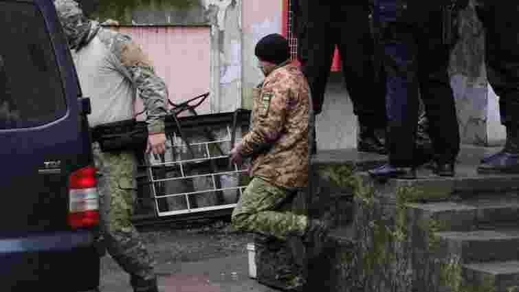 Росія пообіцяла допустити українських консулів до захоплених моряків