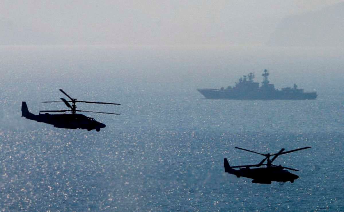 Розвідка встановила особи російських пілотів, які обстріляли кораблі ВМС України на Азові