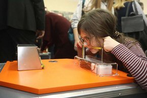 У львівському ліцеї відкрили мобільну наукову лабораторію за 2 млн грн