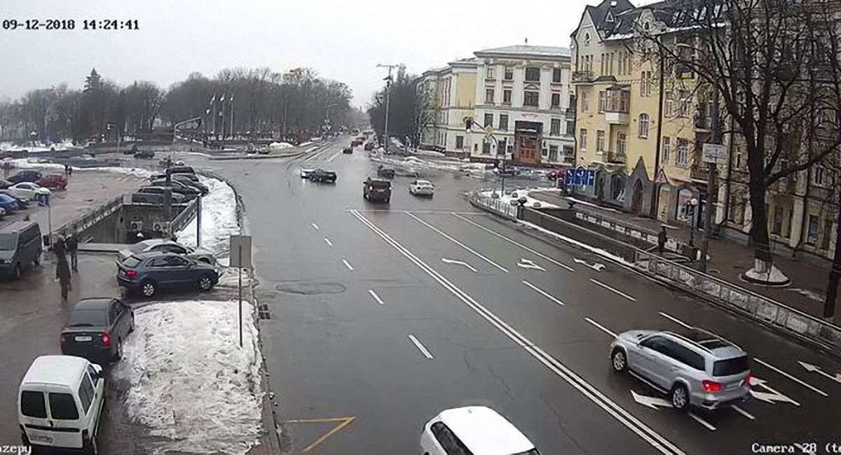 Депутатка від Народного фронту потрапила у ДТП в центрі Києва, постраждала дитина