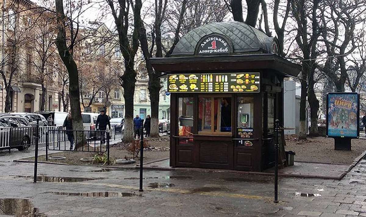 Львівська мерія оприлюднила список небезпечних вуличних фастфудів