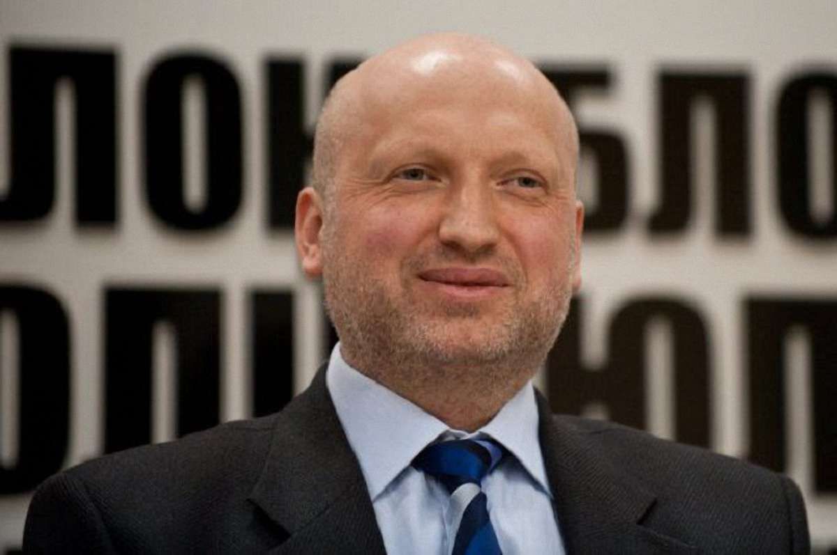 Олександр Турчинов вважає ЛГБТ-спільноту передвісником Армагеддону