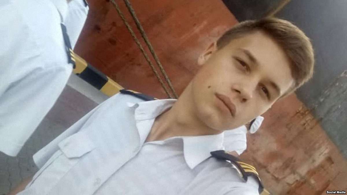 Наймолодший полонений український моряк домігся, щоб у СІЗО йому відключили «Русское радио»