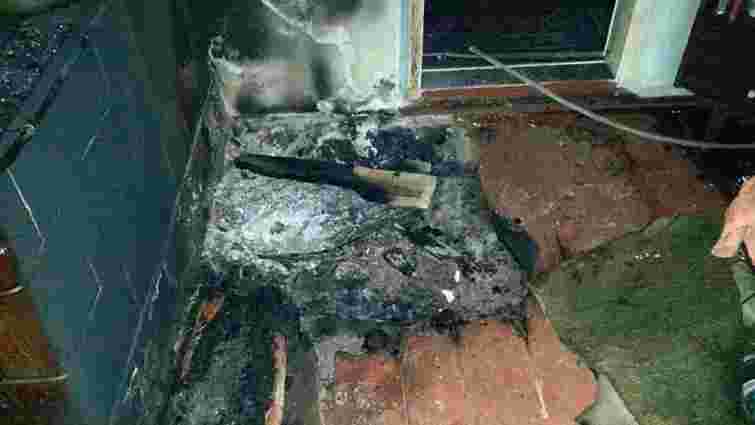 На Яворівщині внаслідок пожежі у приватному будинку загинув 77-річний власник