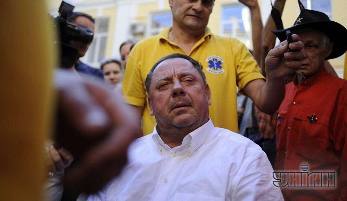 Помер скандально відомий екс-ректор Податкової академії Петро Мельник