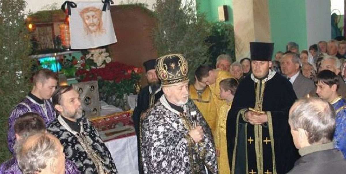 Поліція почала розслідування крадіжки старовинного Євангелія  із церкви у Самборі
