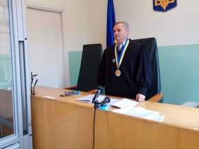 Єдиного суддю Турківського райсуду затримали на хабарі в 1000 євро