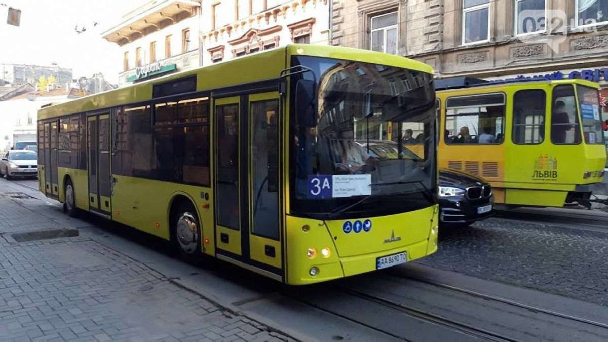 Львівські депутати не підтримали дві петиції про заборону підвищення вартості проїзду
