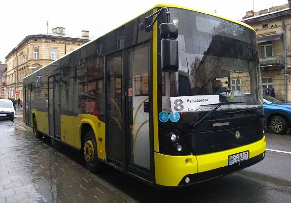 На маршрут №8 до Брюховичів планують запустити ще два низькопідлогові автобуси