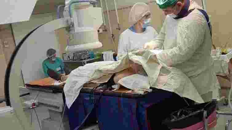 Львівські кардіохірурги врятували 33-річного чоловіка з раптовою аритмією серця