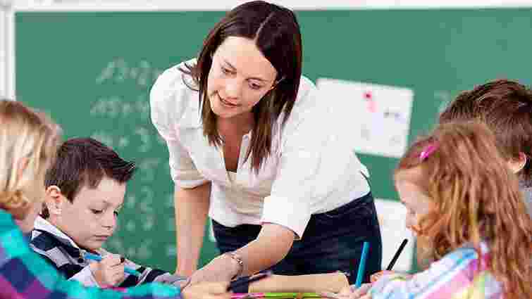 Міністерство освіти планує запровадити ЗНО для вчителів початкової школи
