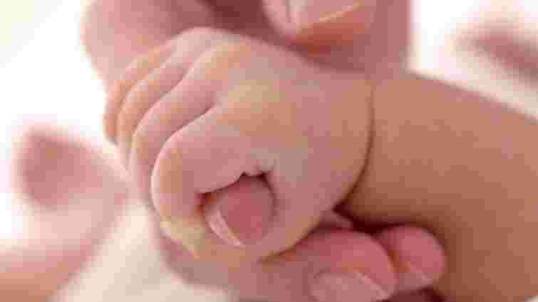 На Рівненщині 46-річна жінка народила 18-ту дитину