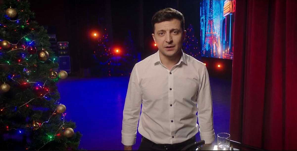 Замість привітання президента «1+1» показав заяву Зеленського про участь у виборах