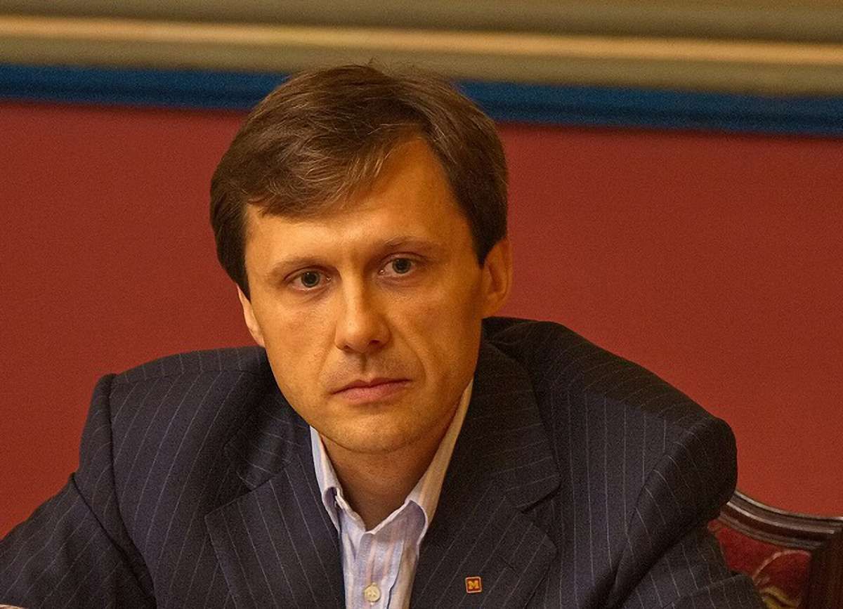 ЦВК зареєструвала першого кандидата в президенти
