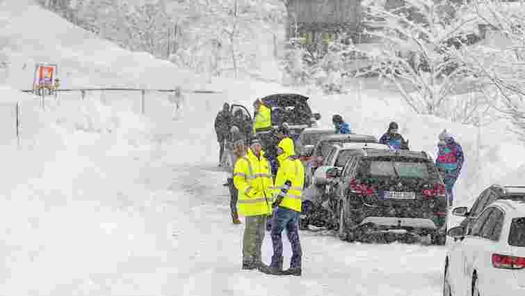 Унаслідок сильних снігопадів в Альпах загинуло семеро людей