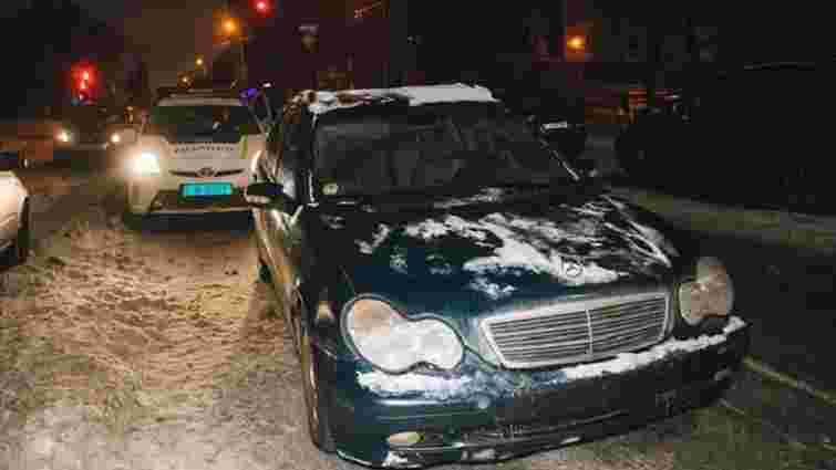 У Києві п'яний працівник СТО викрав авто і влаштував «перегони» з поліцією