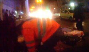 На магістральній львівській вулиці невідомий намагався повіситись на світлофорі