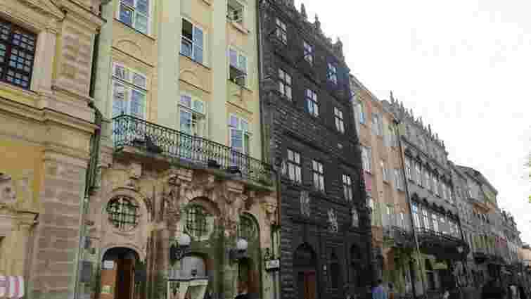 Фасади будинків в історичному ареалі Львова перевірять на аварійність