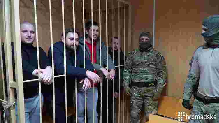 Суд у Москві продовжив арешт полоненим українським морякам до 24 квітня