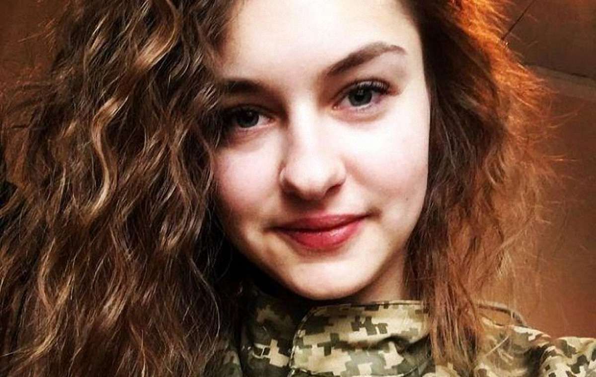 «Давай, роздягайся, будеш богатирів обслуговувати»