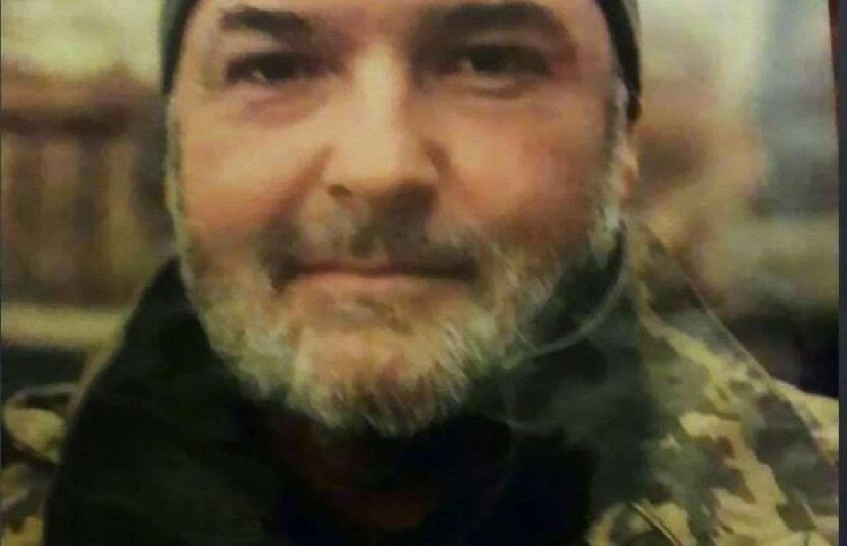 ЗМІ оприлюднили прізвище вояка, що загинув під час обстрілу на Луганщині
