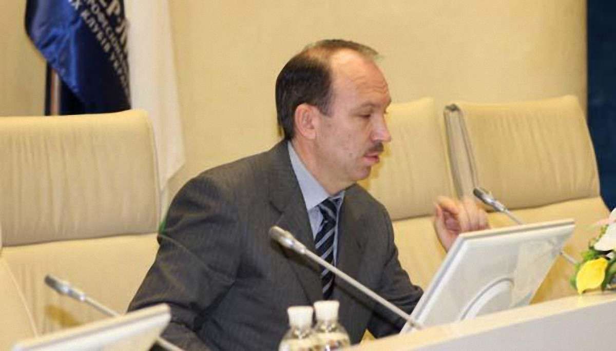 На трасі біля Львова за бійку з патрульним затримали чиновника Верховної Ради