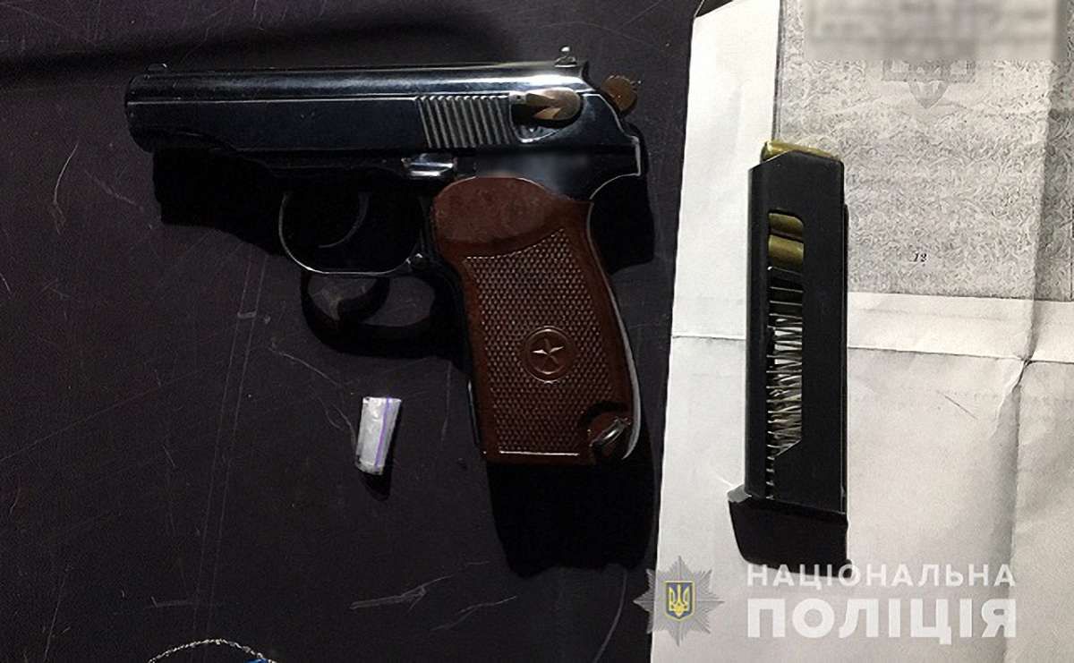 У Харкові поліція затримала кримінального наглядача за областю на псевдо «Валерсон»