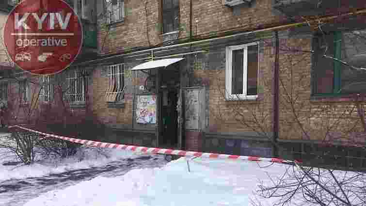 Двоє наркозалежних у Києві розібрали міну під під’їздом багатоповерхівки