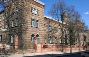 В одному з львівських пологових будинків заборонили партнерські пологи через кір