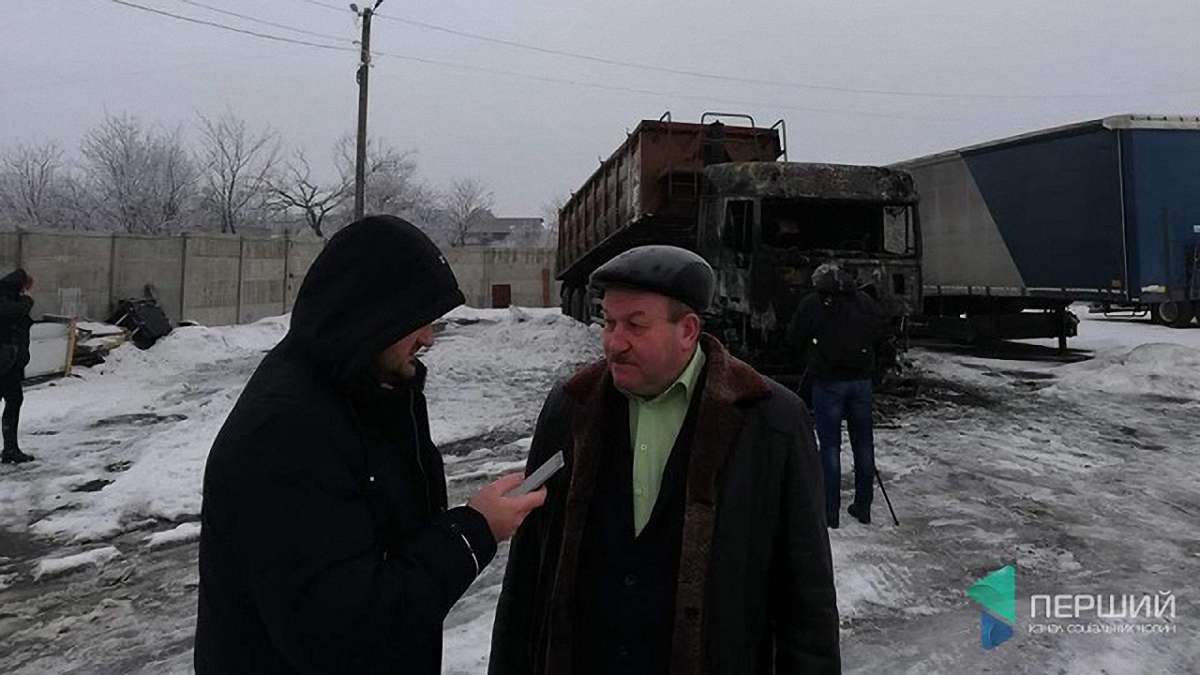 На Волині невідомі спалили екскаватор та дві вантажівки голови ОТГ