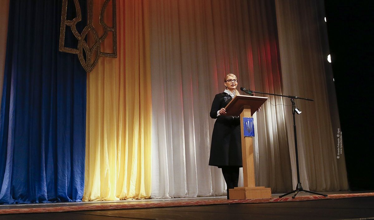 «Насамперед знизимо тарифи і спрямуємо на потреби громадян український газ», - Тимошенко