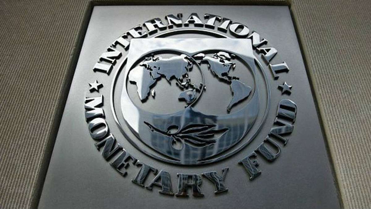 Україна виплатила перший платіж МВФ
