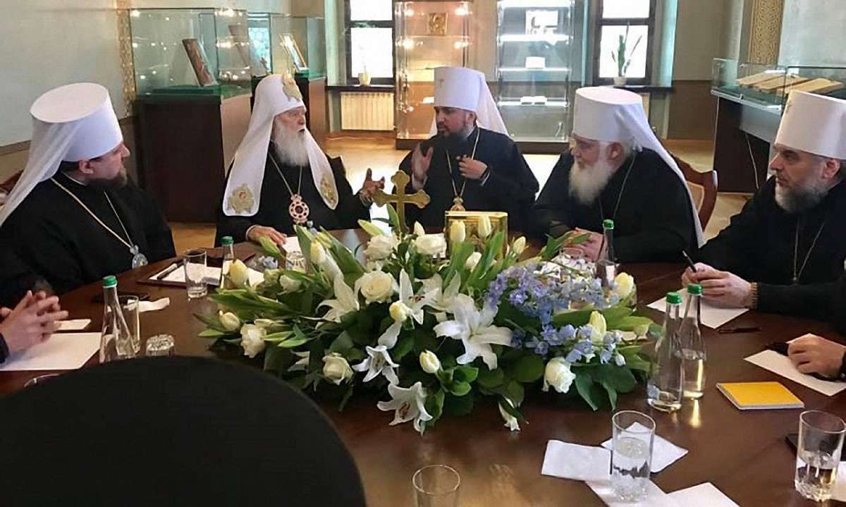 Синод Православної церкви України зібрався на перше засідання