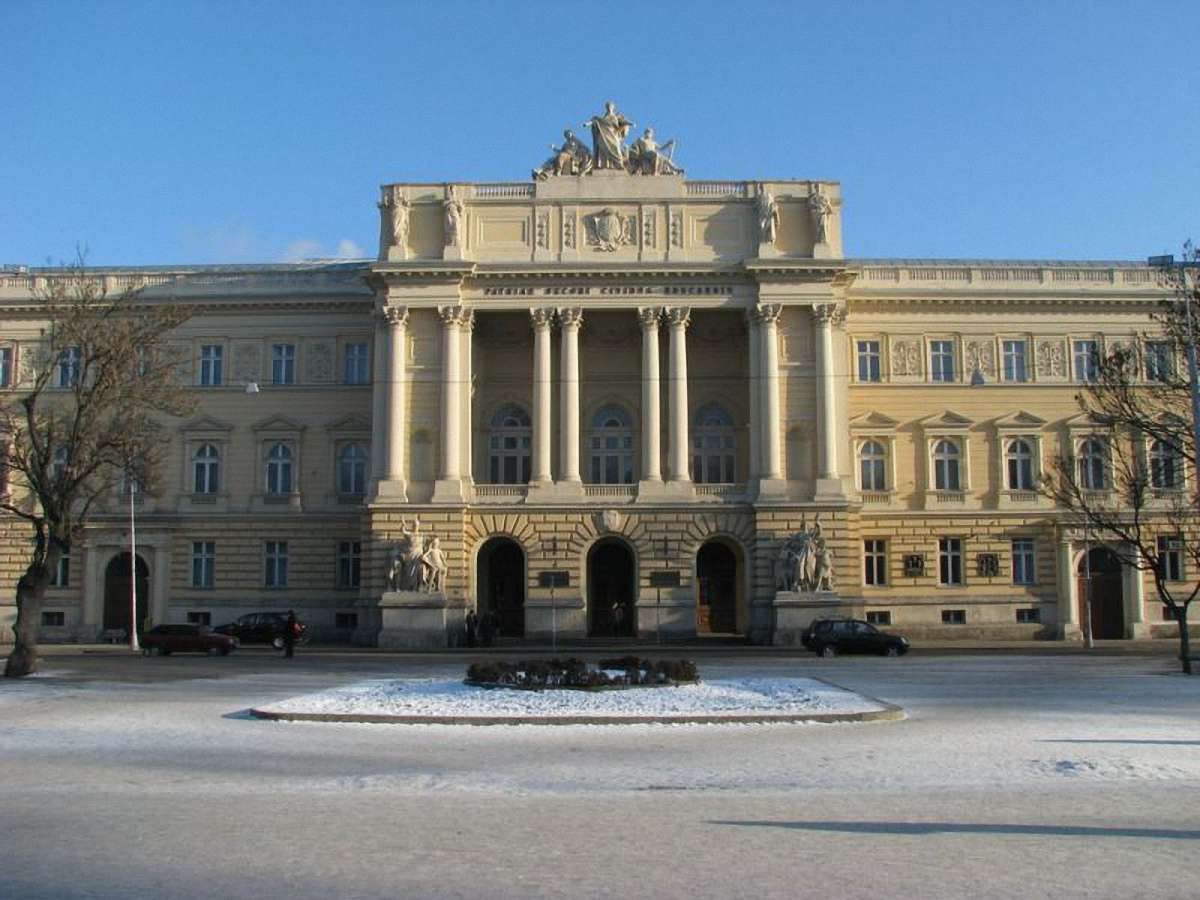 Два львівські університети увійшли до першої  десятки лідерів за науковими досягненнями 