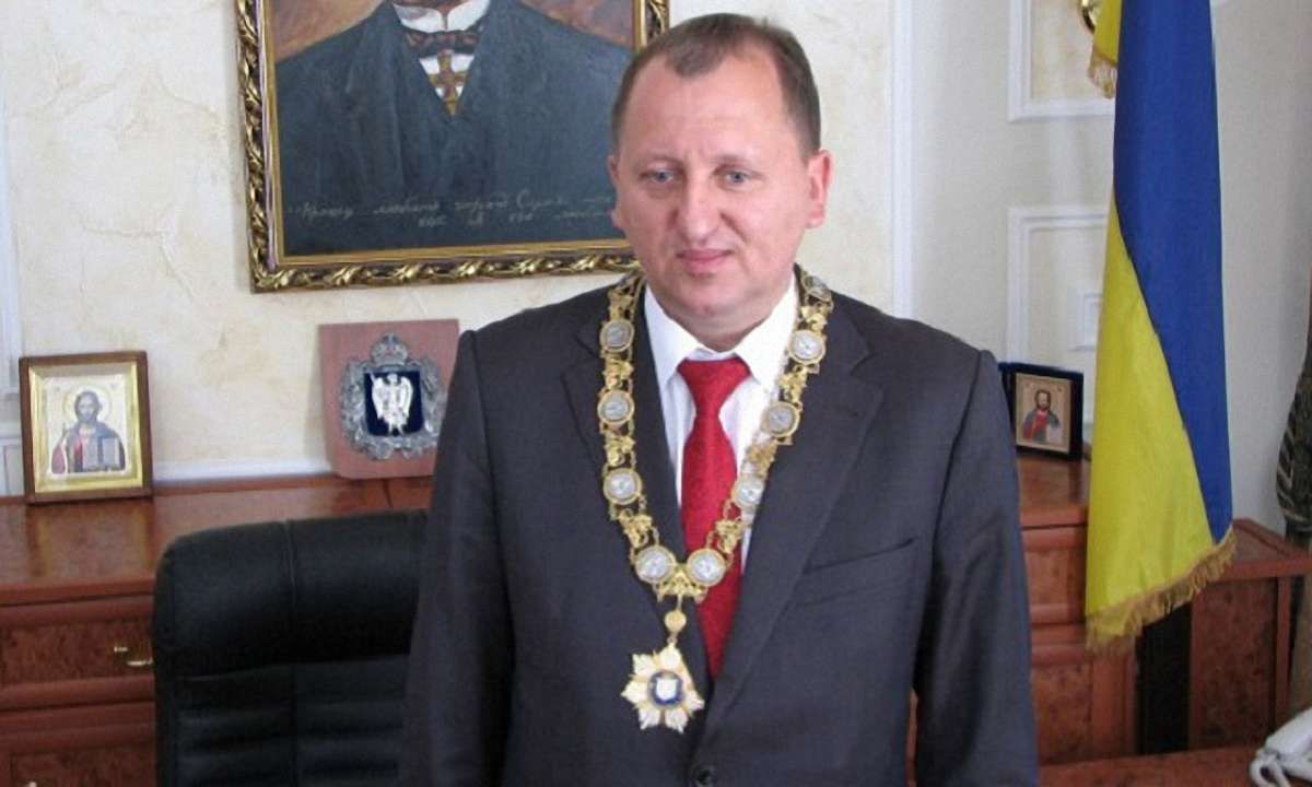 Міський голова Сум виписував собі премії до 270% від посадового окладу
