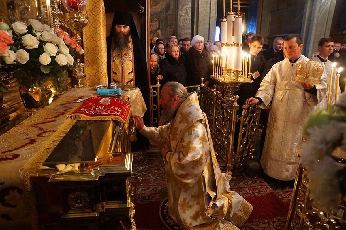 Тернопільські ЗМІ повідомили про скасування главою УПЦ МП щорічного візиту до Почаєва
