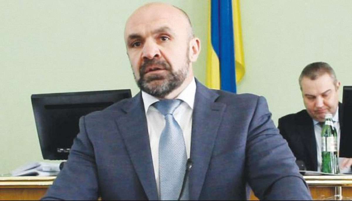 Владислав Мангер звинуватив у вбивстві Гандзюк генерала СБУ
