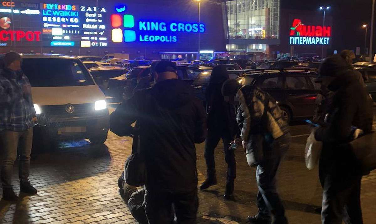 СБУ затримала у Львові азербайджанця, який  очолював банду рекетирів