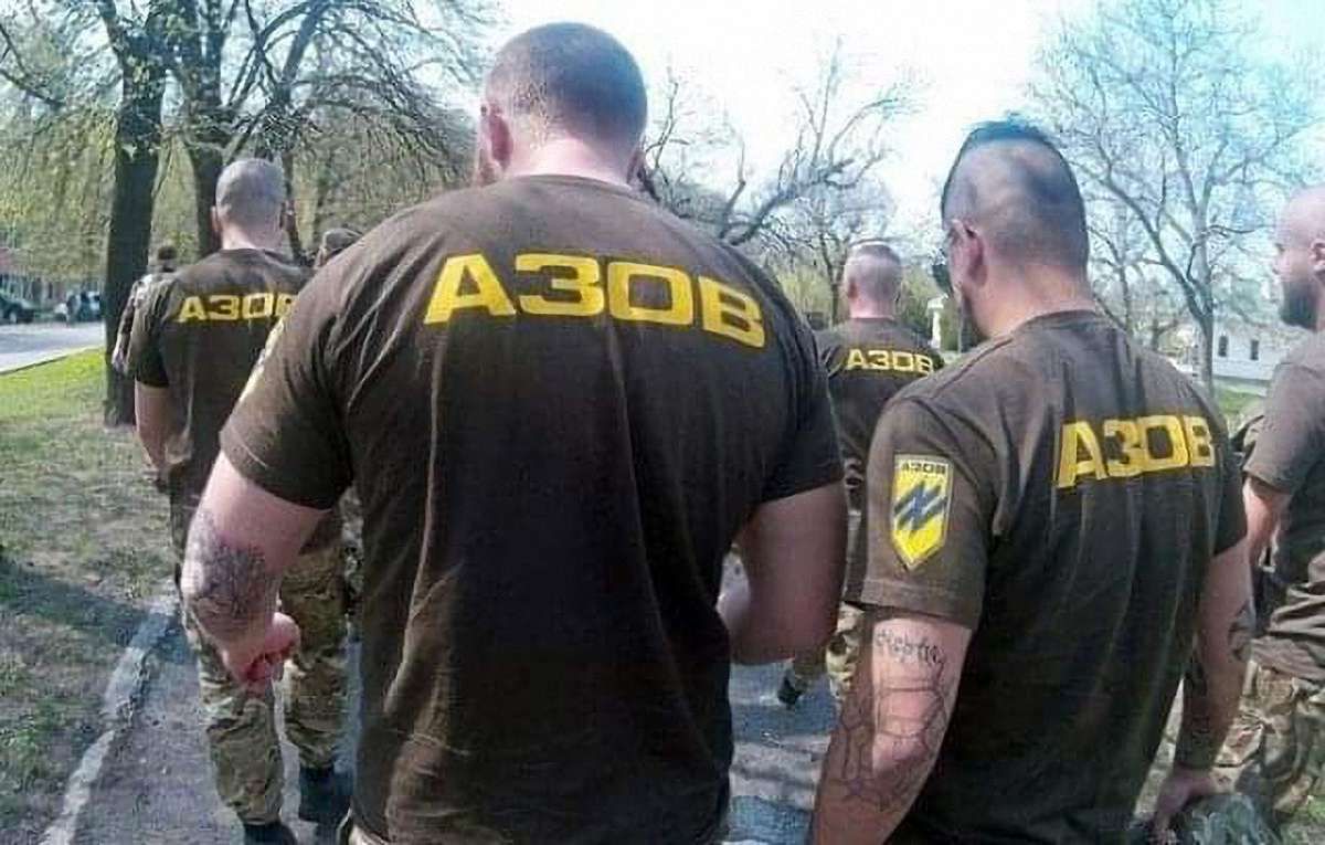Журналісти Bellingcat заявили про співпрацю «Азову» з американськими екстремістами