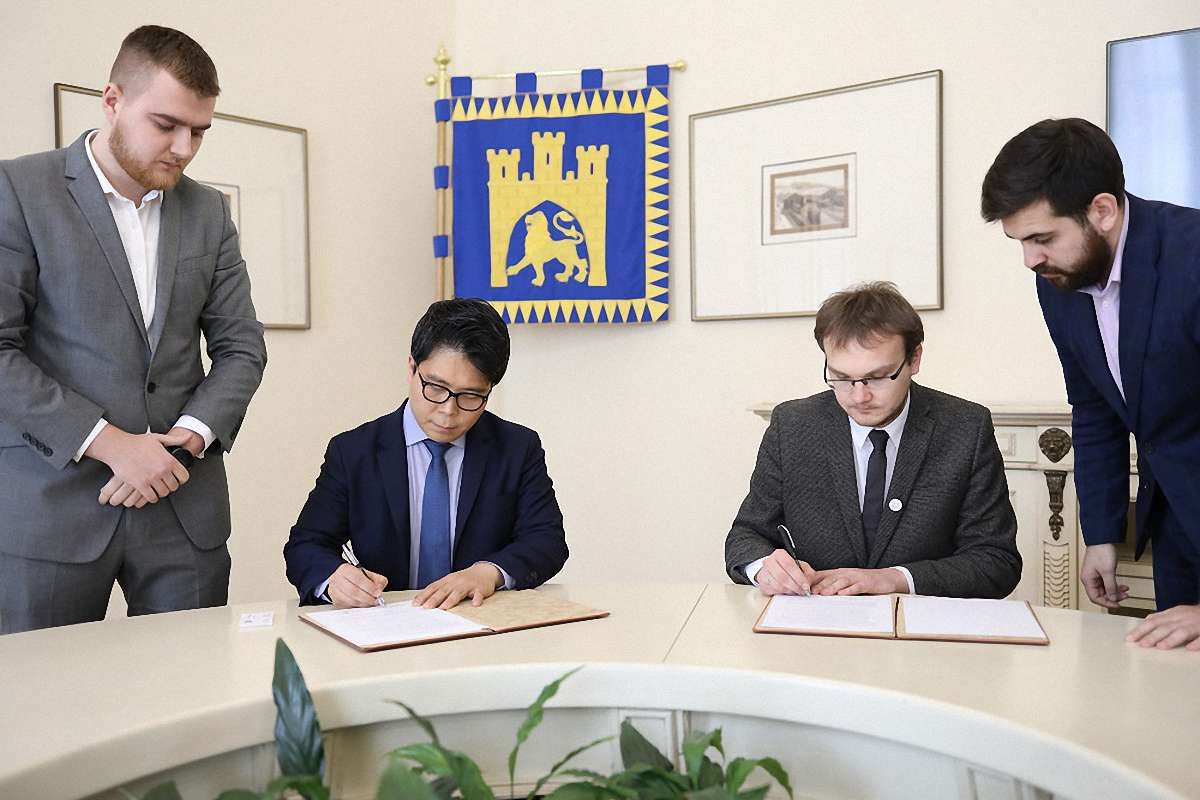 У Львівській міськраді підписали меморандум про співпрацю у сфері технологій