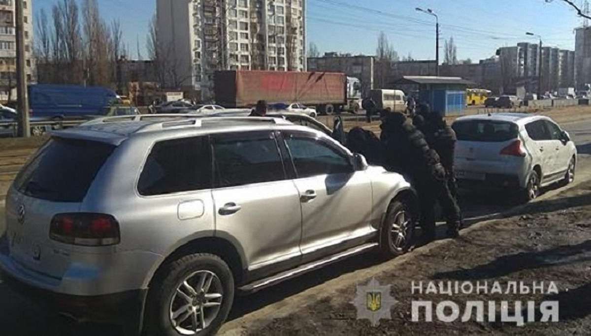 Полковник поліції купив 9 квартир у Києві за гроші з продажу службової інформації