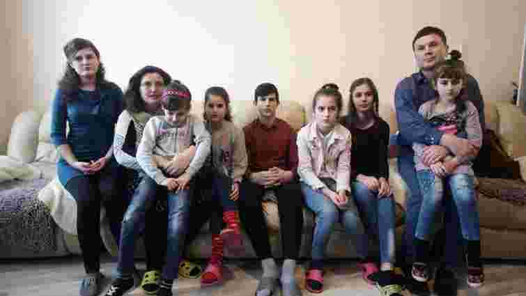 Через погану асиміляцію з Польщі депортують багатодітну українську сім'ю 