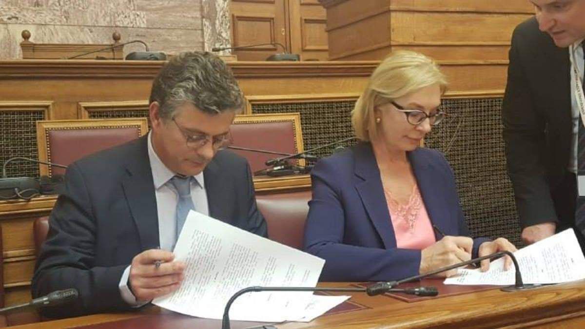 Денісова домовилася з грецьким омбудсменом про захист прав українських в’язнів у Греції