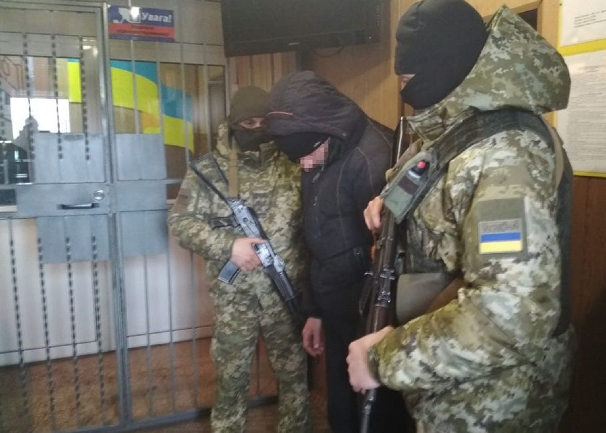 На Донбасі прикордонники затримали бойовика, який у 2014 році охороняв уламки збитого МН17