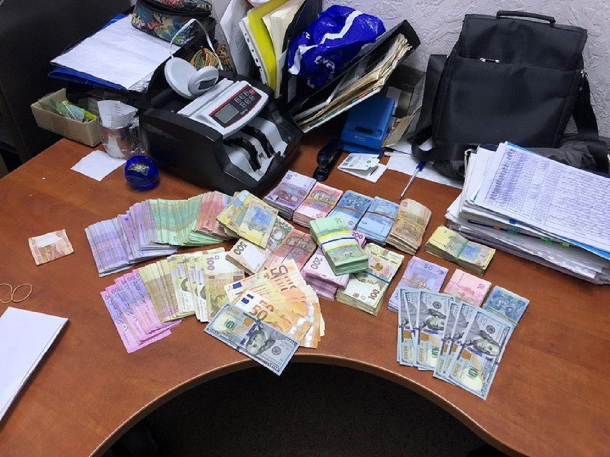 СБУ запідозрила охоронні фірми священика УПЦ МП в несплаті податків