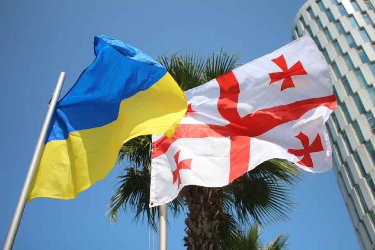 Українцям дозволили їздити до Грузії за ID-картками