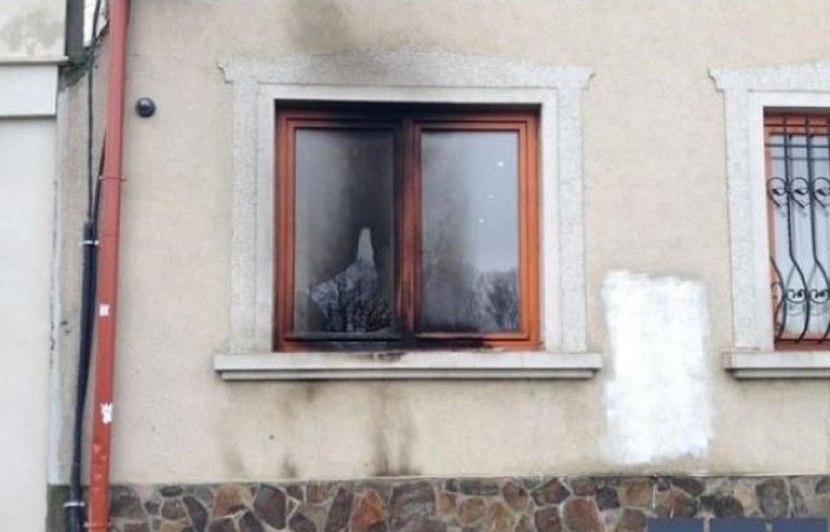 Паліям Угорського культурного центру в Ужгороді загрожує до 12 років тюрми