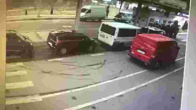 ЗМІ опублікували відео, як закарпатські прикордонники пропустили авто з 84 кг героїну до Румунії