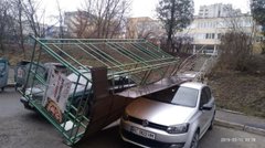 Наслідки шквального вітру у Львові