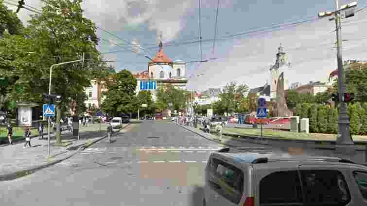 У центрі Львова знову частково реорганізують рух транспорту